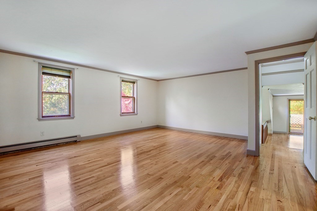 12 Robin Road Sandwich, MA 02563 - Photo 16 of 26 Gallery Image 16