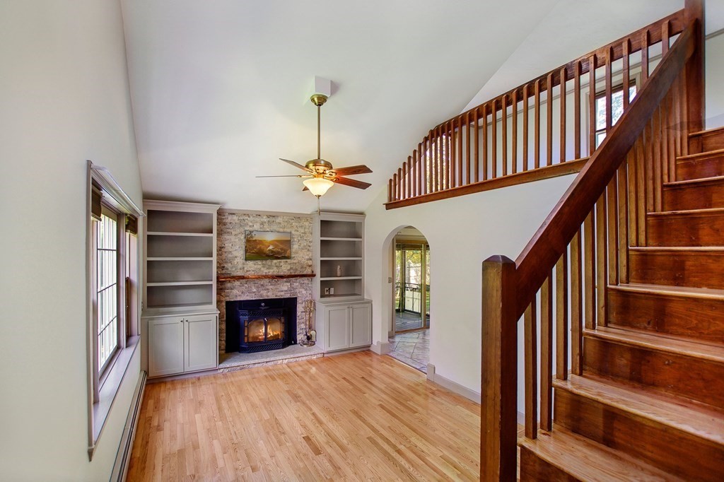 12 Robin Road Sandwich, MA 02563 - Photo 2 of 26 Gallery Image 2