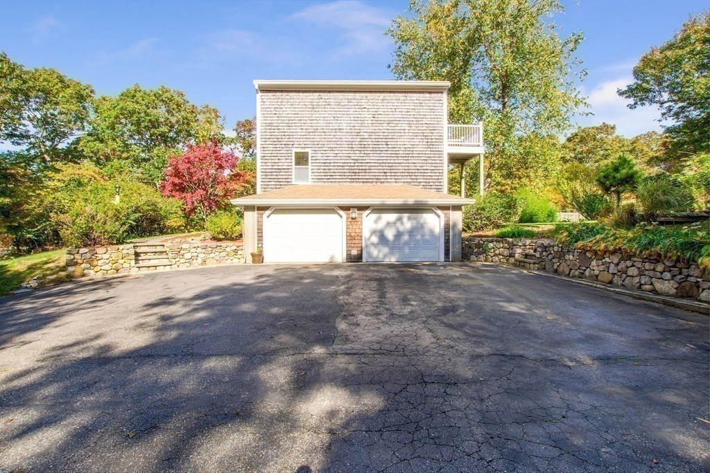 12 Robin Road Sandwich, MA 02563 - Photo 21 of 26 Gallery Image 21