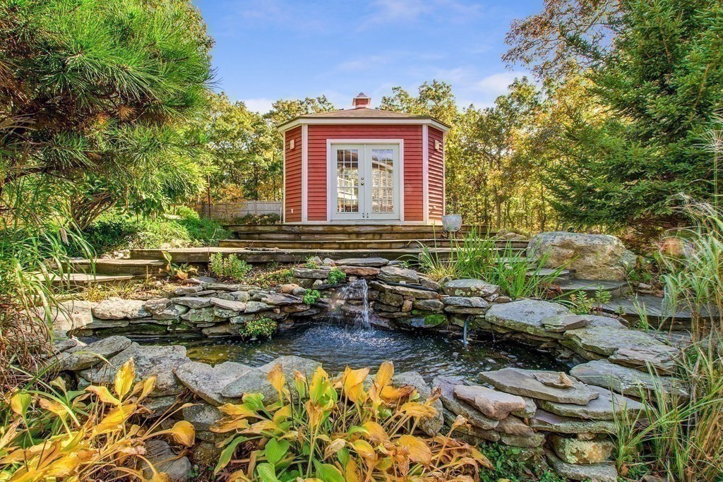 12 Robin Road Sandwich, MA 02563 - Photo 23 of 26 Gallery Image 23