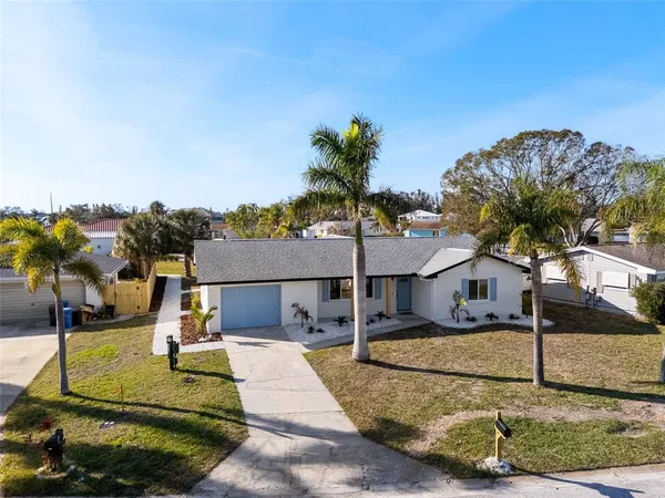 $2,900 | 105 12th Street Southwest, Ruskin, FL 33570