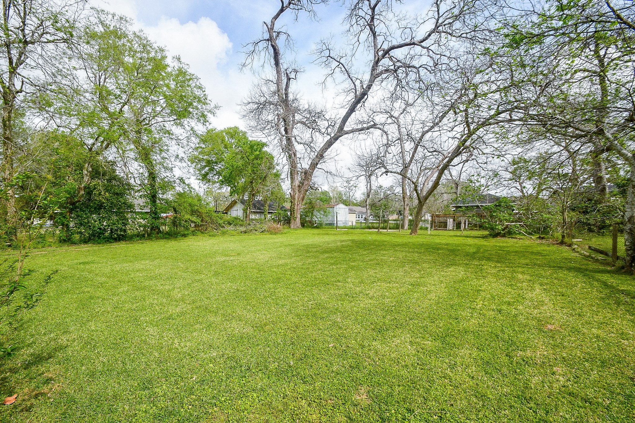 607 Riveredge Drive Richmond, TX 77406 - Photo 11 of 19 a view of grassy field with benches