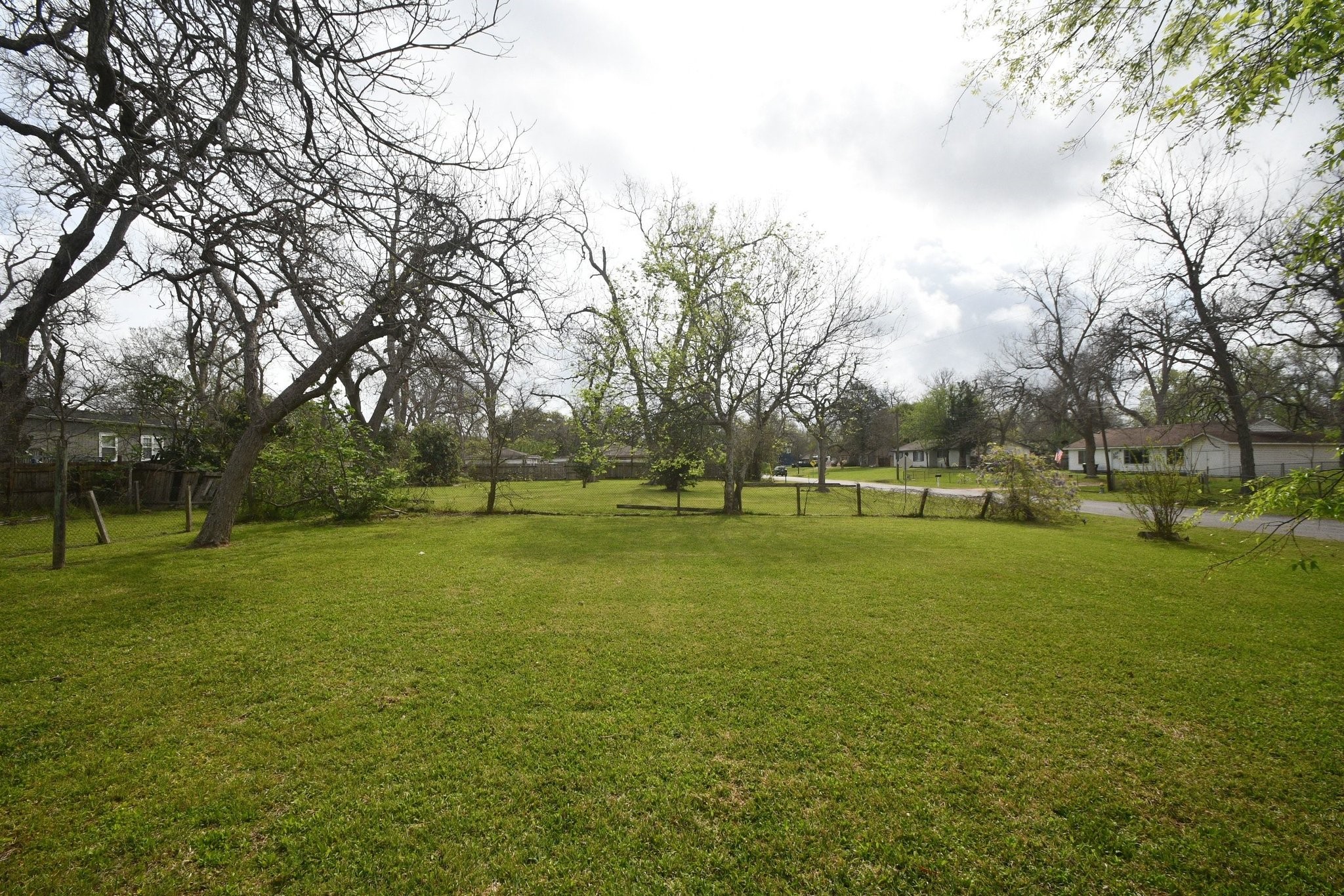607 Riveredge Drive Richmond, TX 77406 - Photo 4 of 19 a view of a park