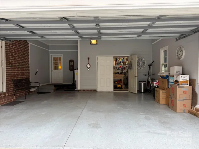 $525,000 | 225 Kings Creek Court Northeast, Concord, NC 28025