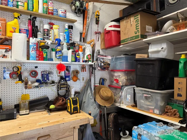 $525,000 | 225 Kings Creek Court Northeast, Concord, NC 28025