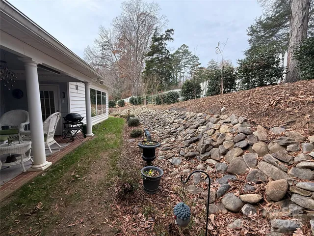 $525,000 | 225 Kings Creek Court Northeast, Concord, NC 28025