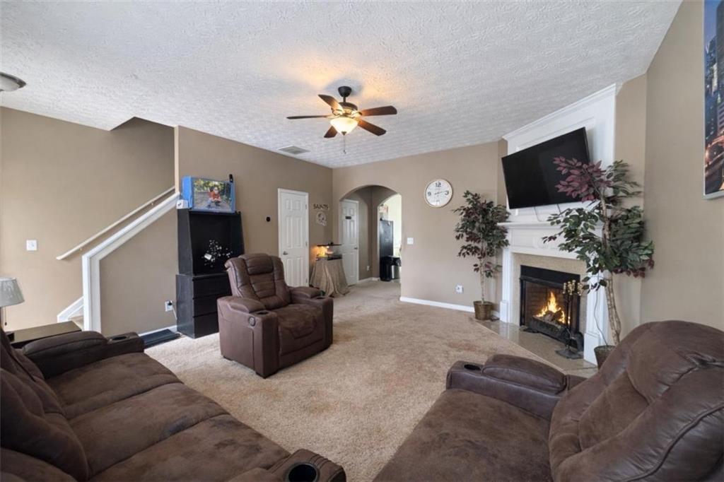 6198 Shoals Loop Union City, GA 30291 - Photo 4 of 21