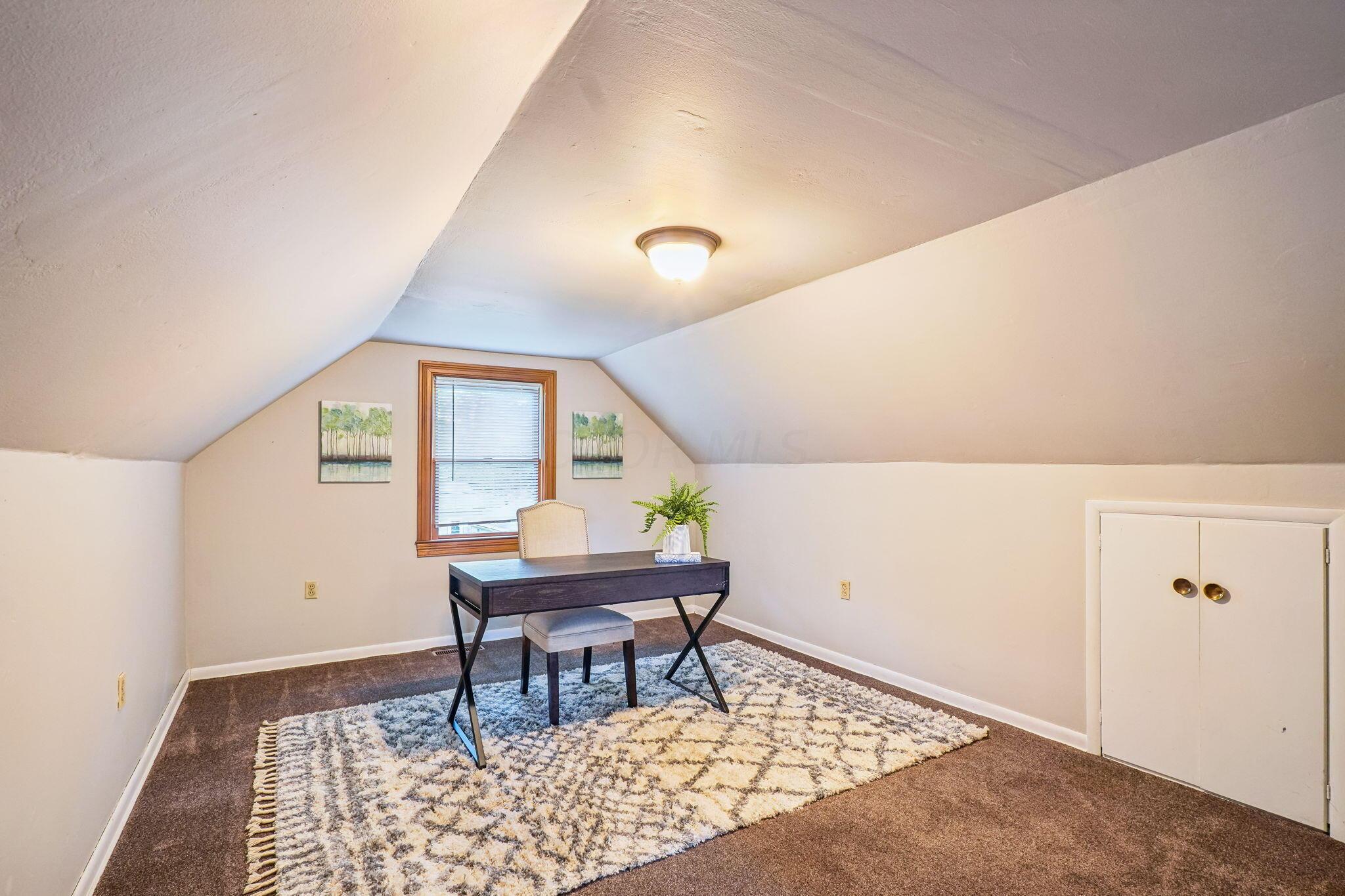 2184 Shrewsbury Road Columbus, OH 43221 - Photo 17 of 30 17-web-or-mls-2184-shrewsbury-rd
