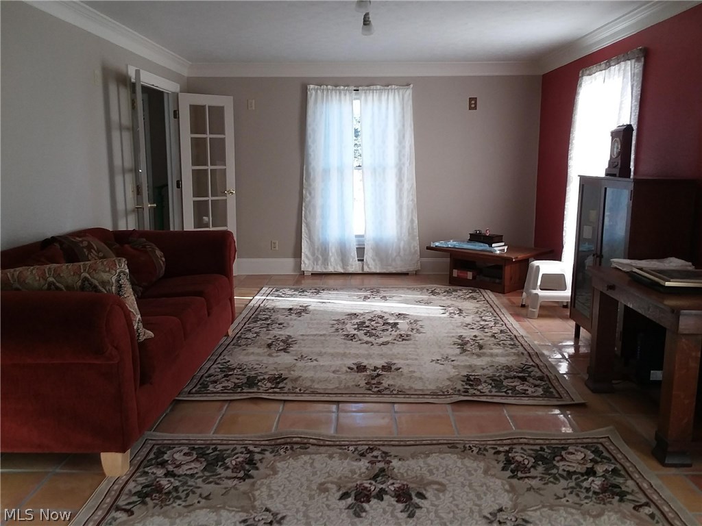 2712 Dock Road Madison, OH 44057 - Photo 4 of 13 Gallery Image 4