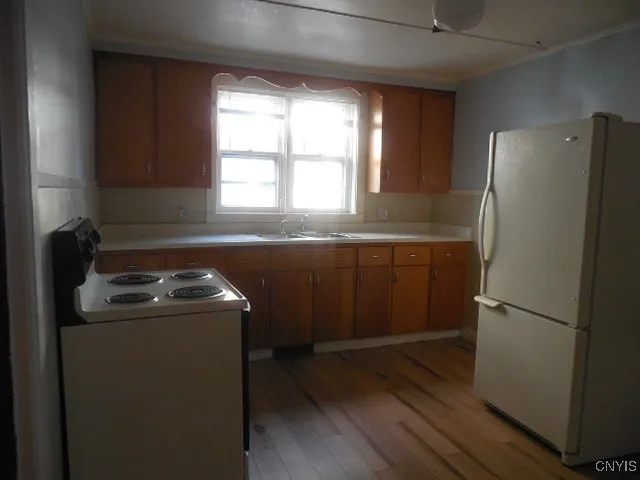 $1,200 | 618 Addison Street, Watertown, NY 13601