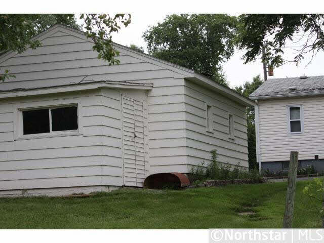 970 County Road East Shoreview, MN 55126 - Photo 7 of 8 Gallery Image 7