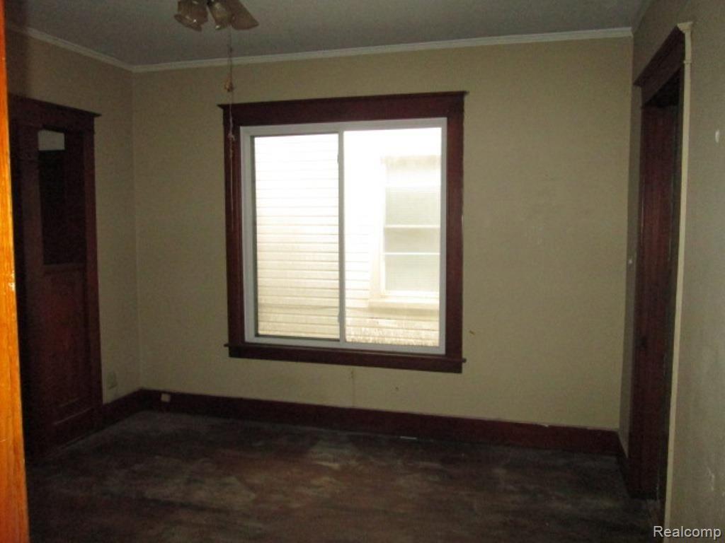 109 Maple Street River Rouge, MI 48218 - Photo 10 of 23 9-Dining Room View 2.jpg