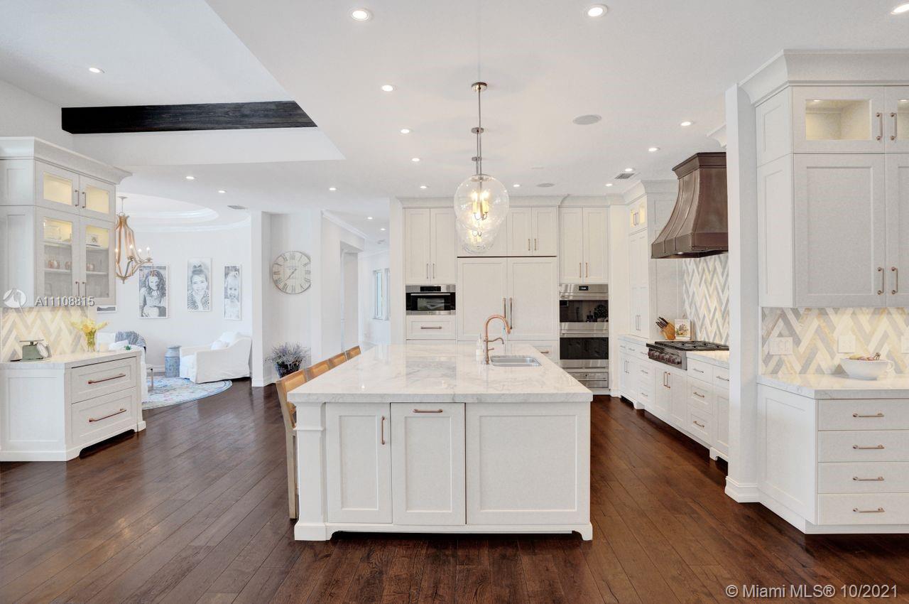 2672 Riviera Manor Weston, FL 33332 - Photo 11 of 59 Gallery Image 11