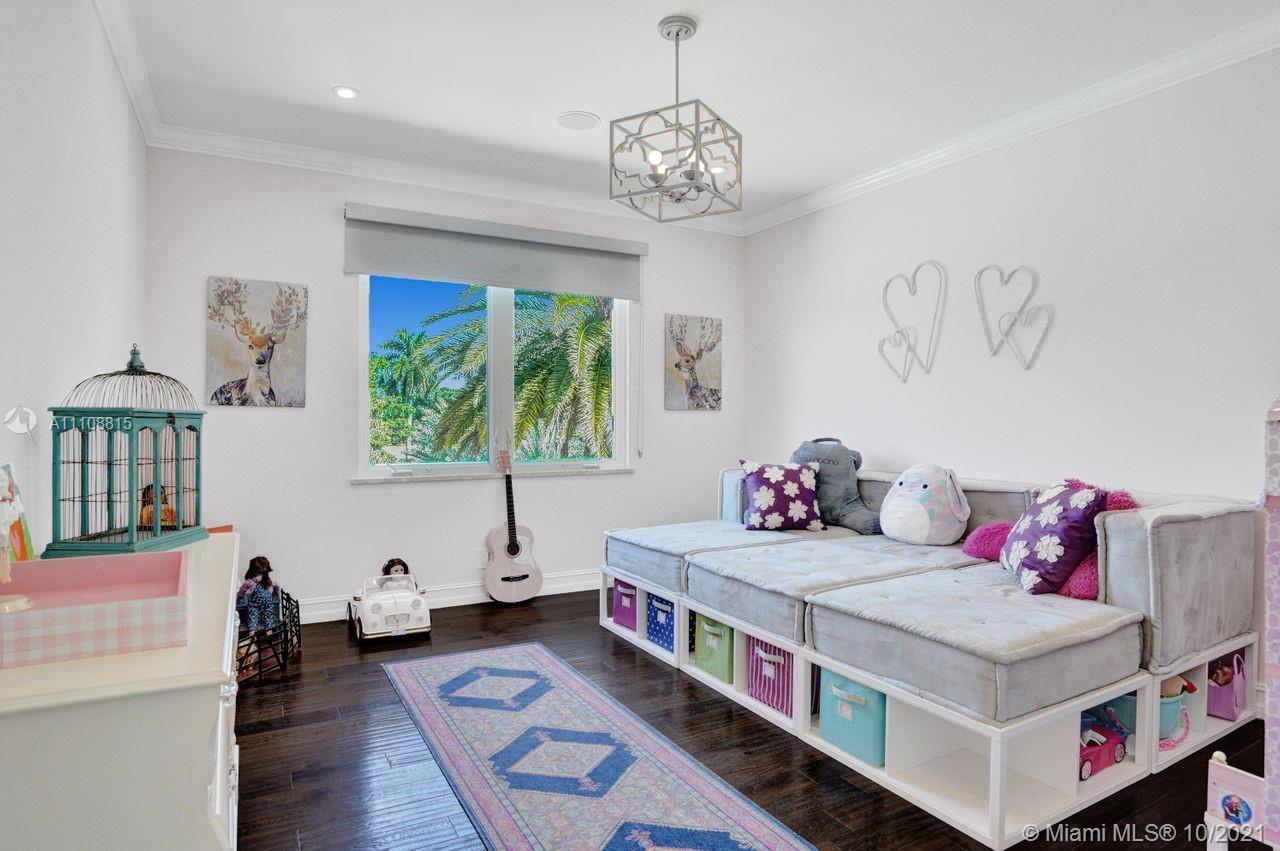 2672 Riviera Manor Weston, FL 33332 - Photo 26 of 59 Gallery Image 26