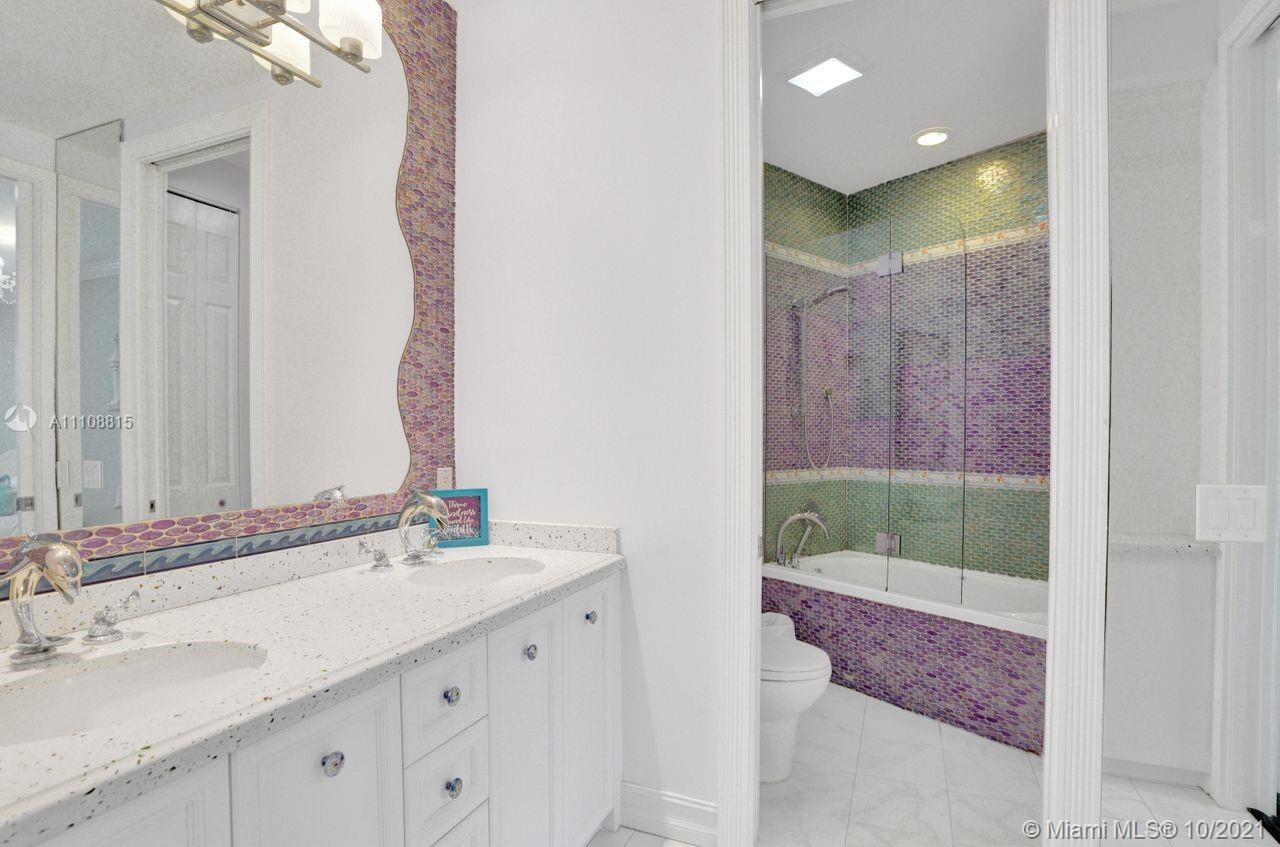 2672 Riviera Manor Weston, FL 33332 - Photo 27 of 59 Gallery Image 27