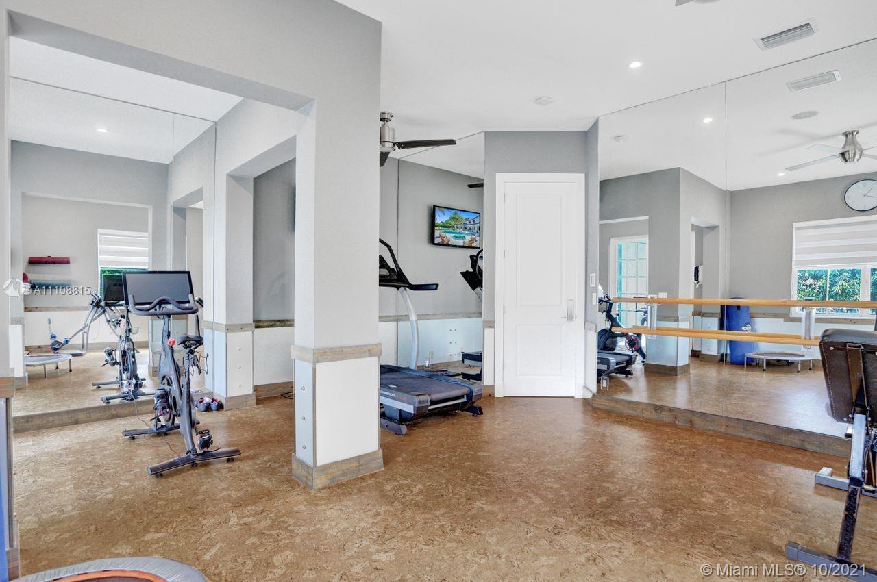 2672 Riviera Manor Weston, FL 33332 - Photo 39 of 59 Gallery Image 39