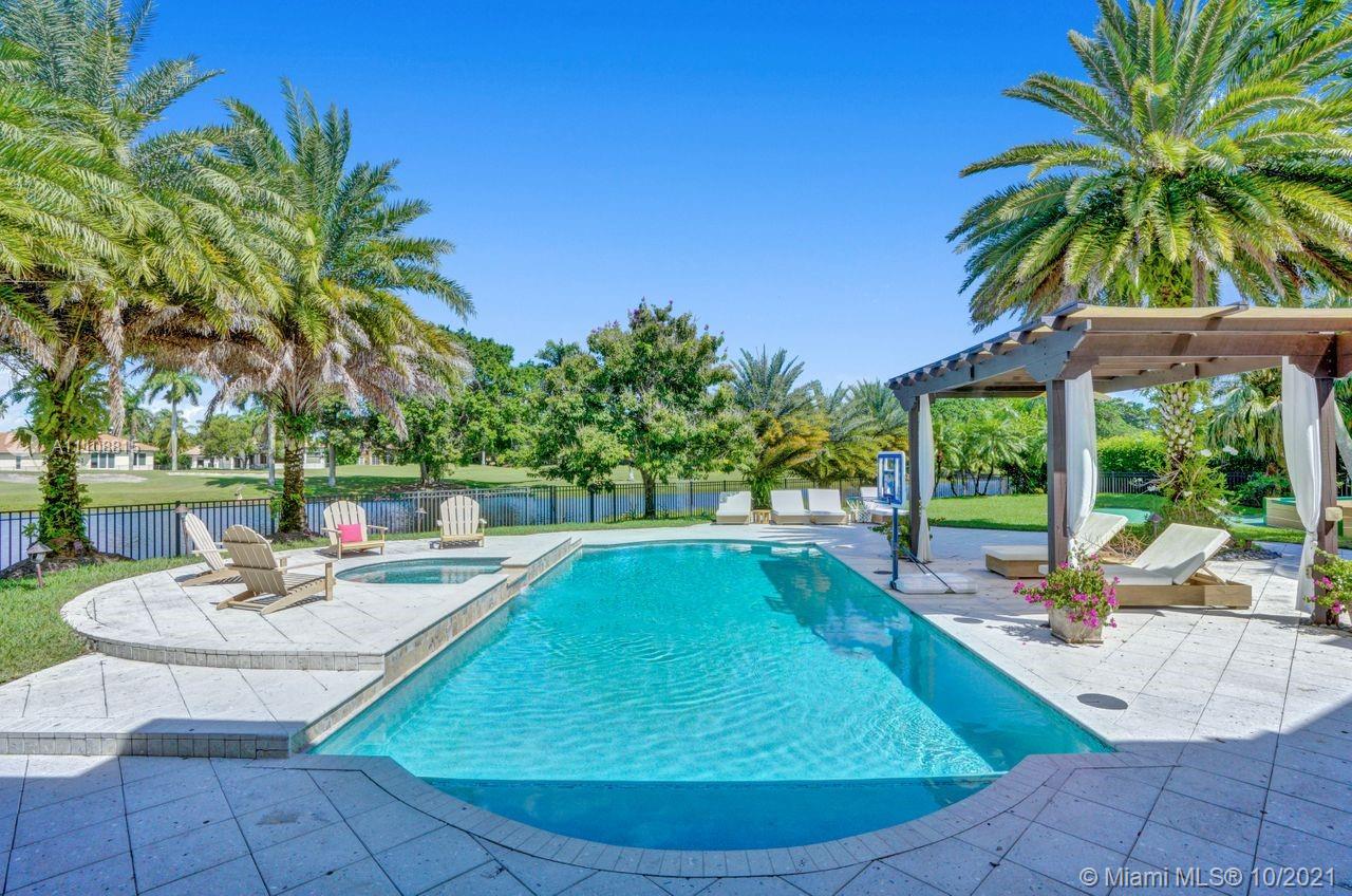 2672 Riviera Manor Weston, FL 33332 - Photo 47 of 59 Gallery Image 47