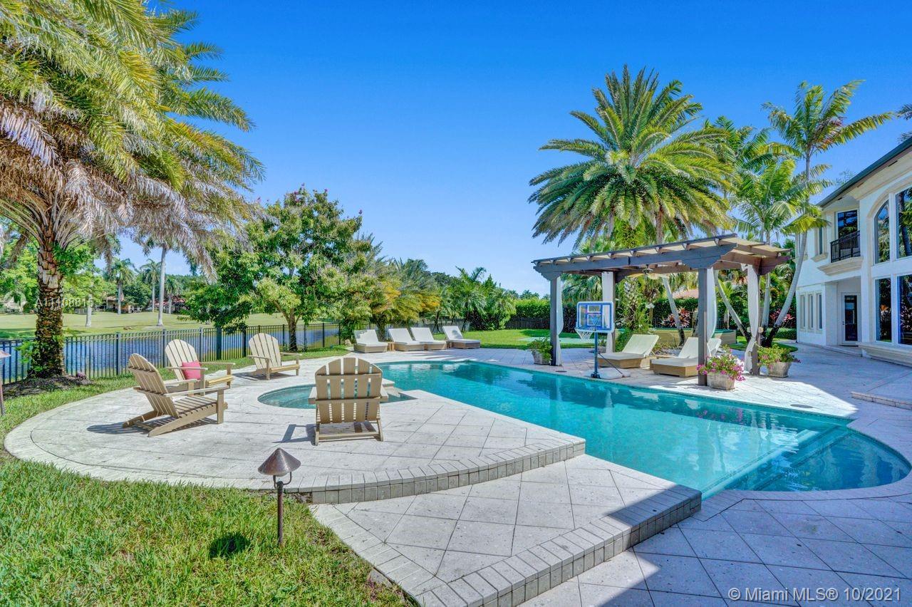 2672 Riviera Manor Weston, FL 33332 - Photo 48 of 59 Gallery Image 48