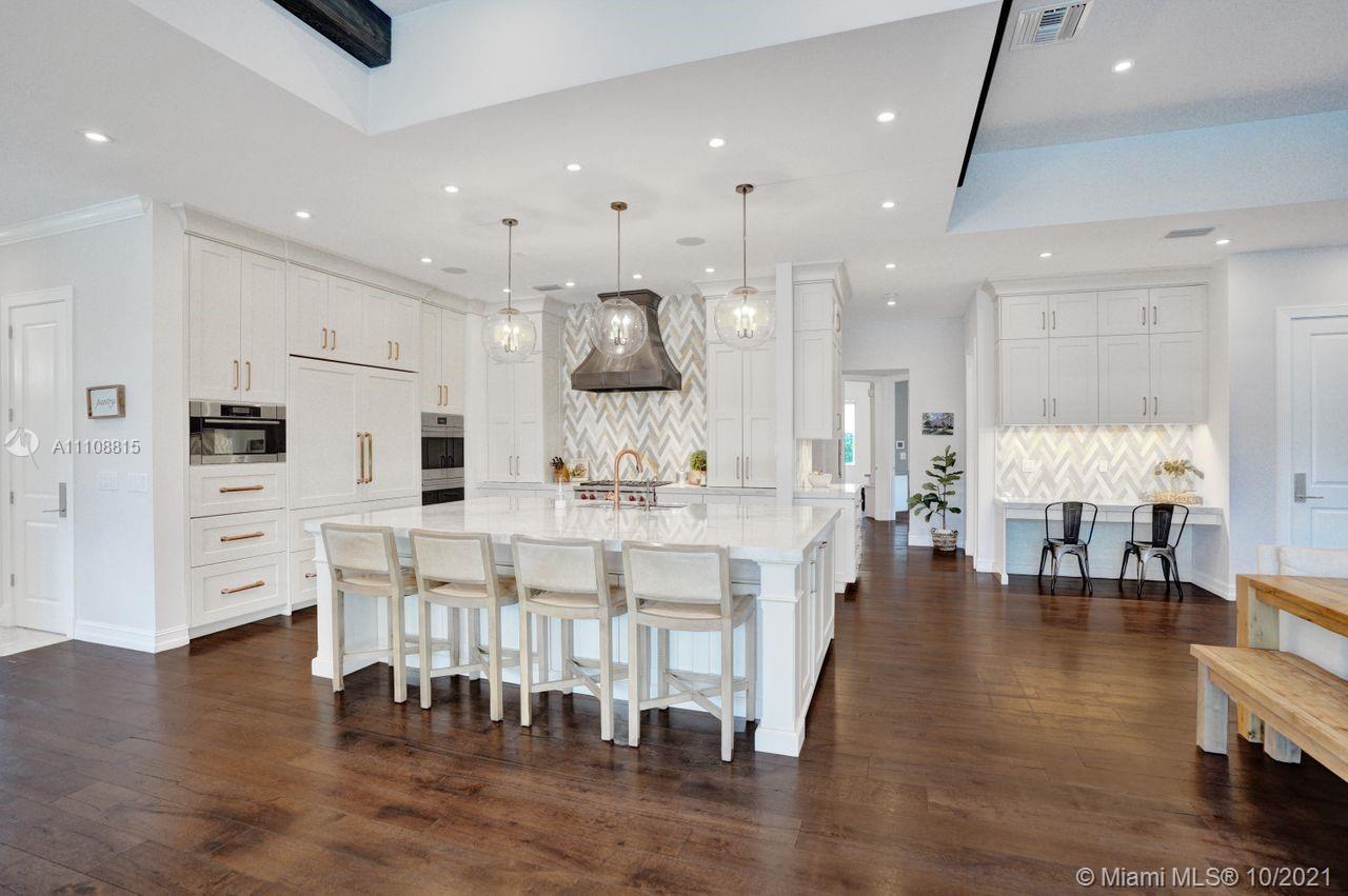 2672 Riviera Manor Weston, FL 33332 - Photo 9 of 59 Gallery Image 9