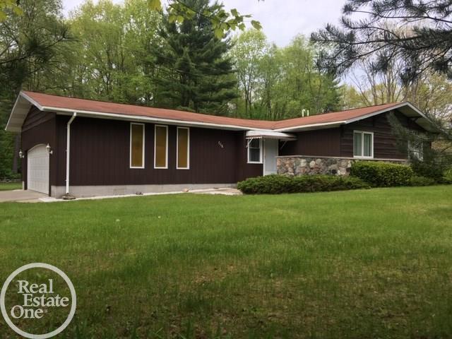 7116 Bryce Road North Street, MI 48049 - Photo 2 of 61 31381282-1.JPG