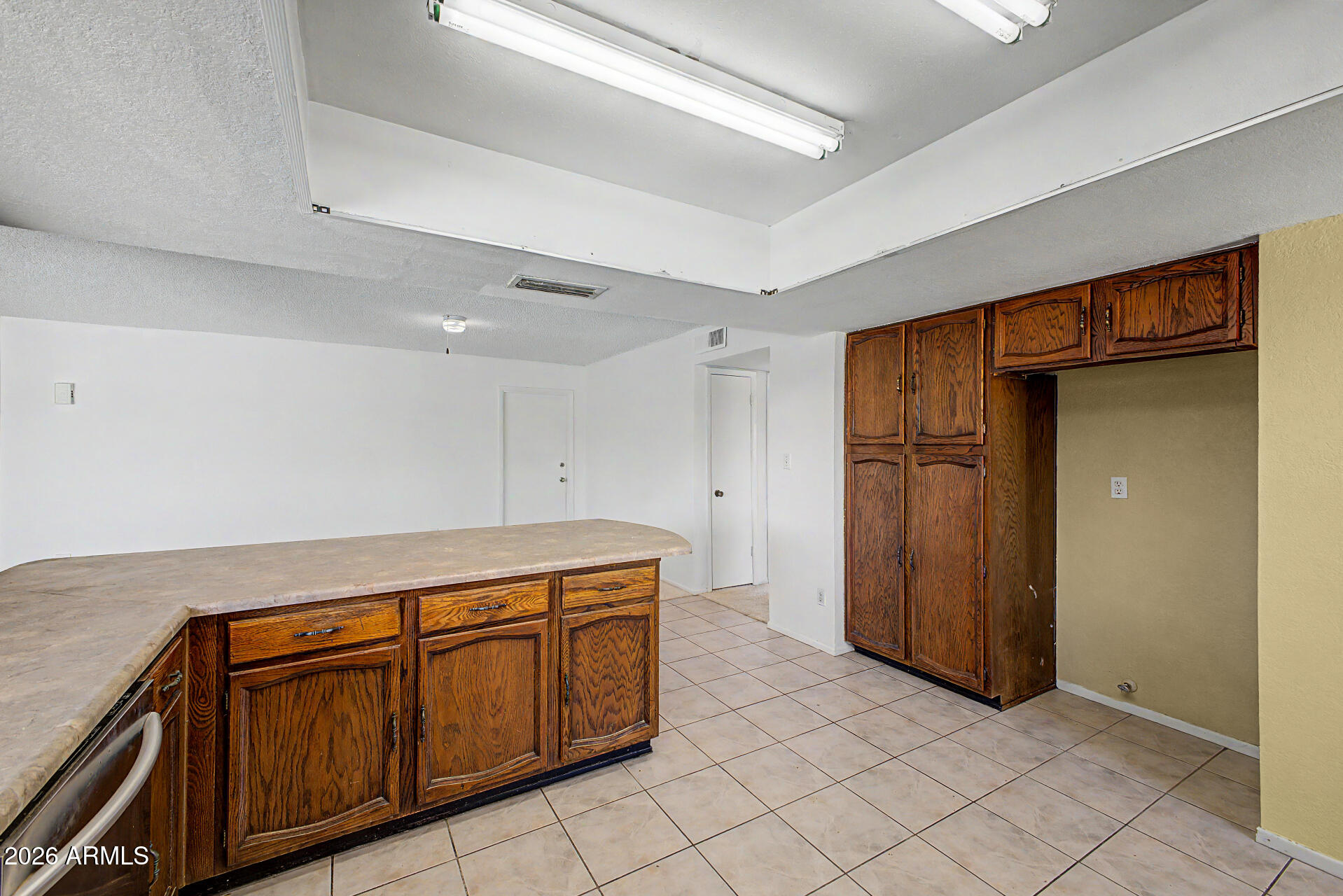 5208 West Shangri-la Road Glendale, AZ 85304 - Photo 16 of 39
