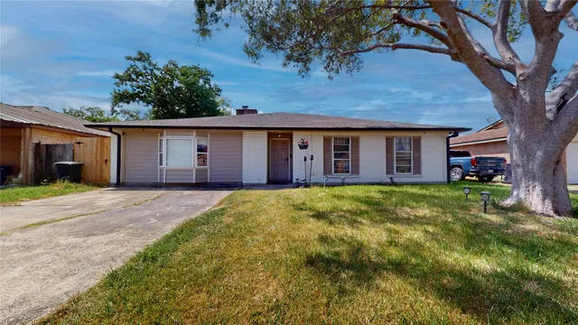 $305,000 | 827 Dondell Street, Channelview, TX 77530