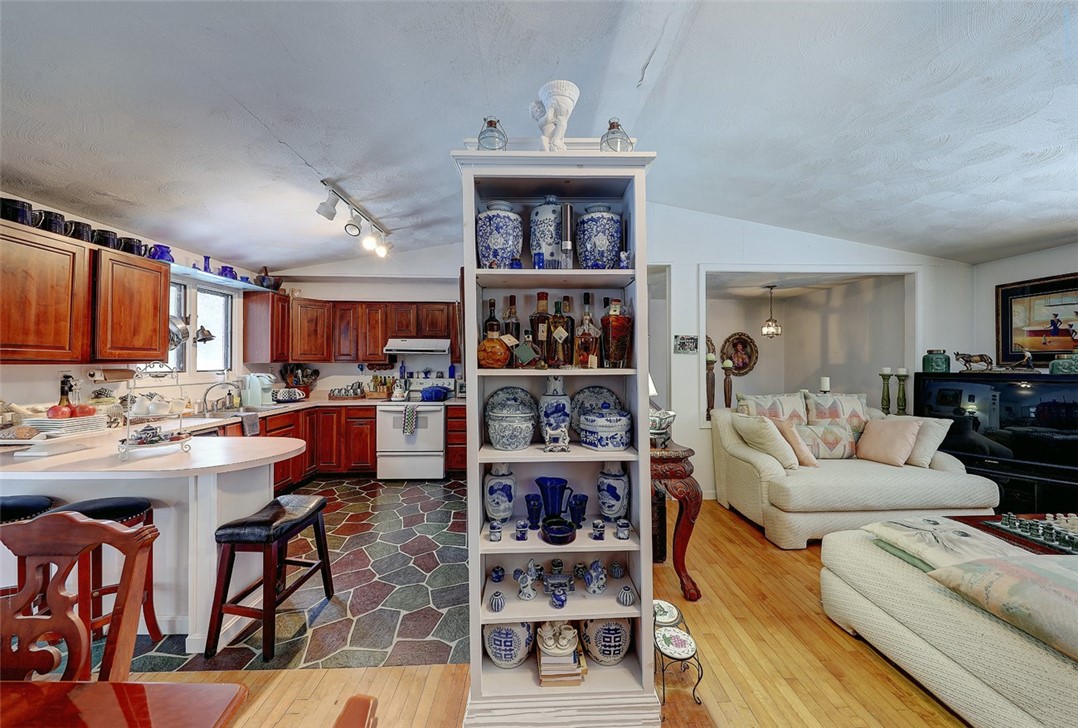 36 Tefft Hill Road Richmond, RI 02898 - Photo 8 of 41 Gallery Image 8
