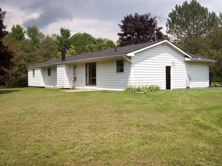 11170 Hogan Road Manchester, MI 48158 - Photo 6 of 10 Photo 6