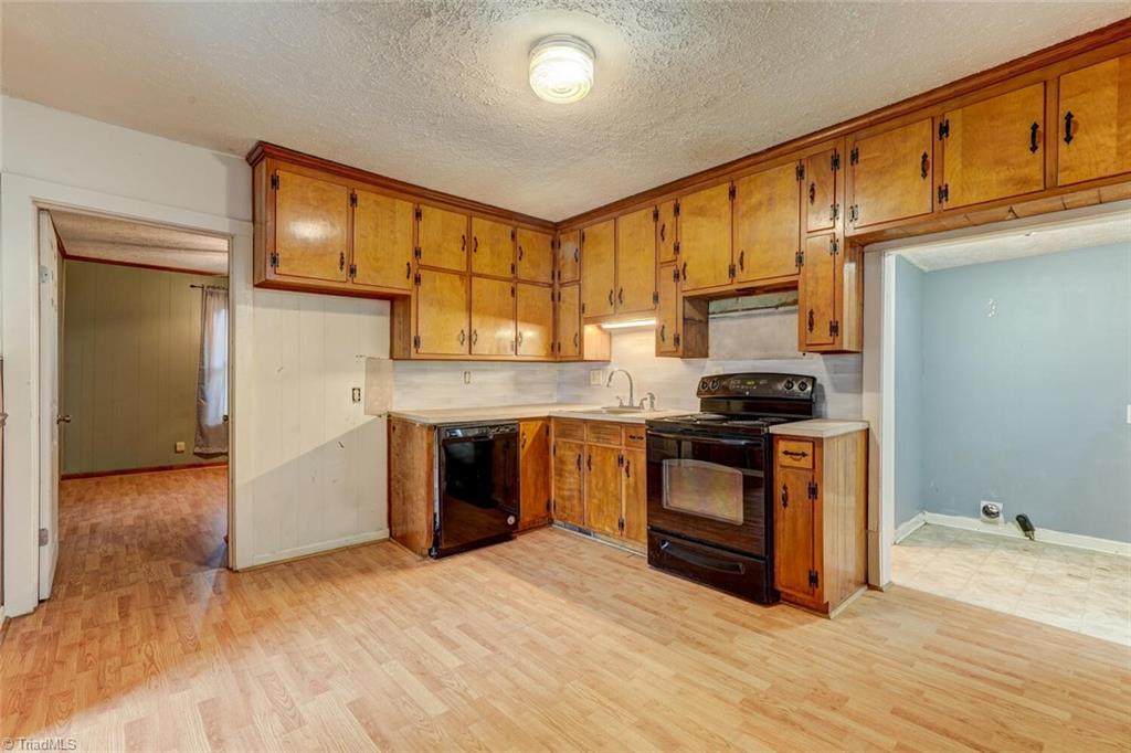 871 Camp Dan Valley Road Reidsville, NC 27320 - Photo 12 of 33 Gallery Image 12