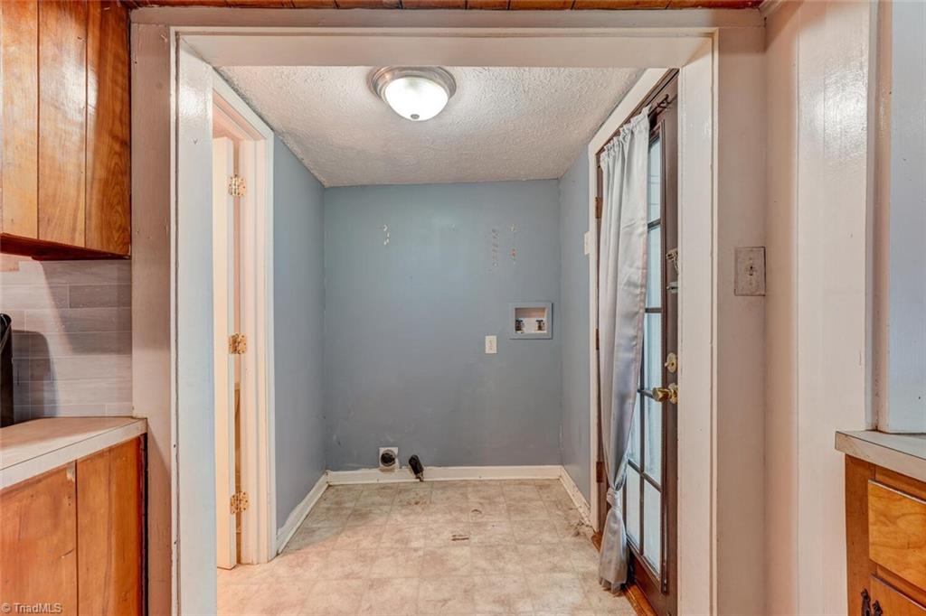 871 Camp Dan Valley Road Reidsville, NC 27320 - Photo 16 of 33 Gallery Image 16