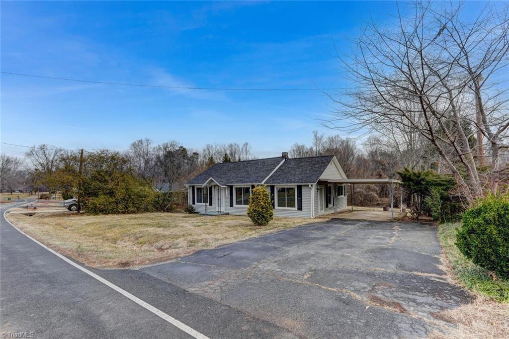 871 Camp Dan Valley Road Reidsville, NC 27320 - Photo 7 of 33 Gallery Image 7