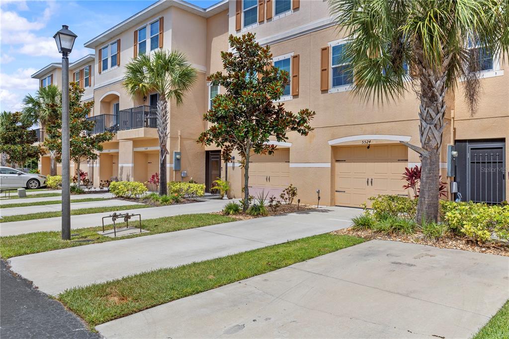 5524 Yellowfin Court New Port Richey, FL 34652 - Photo 3 of 46