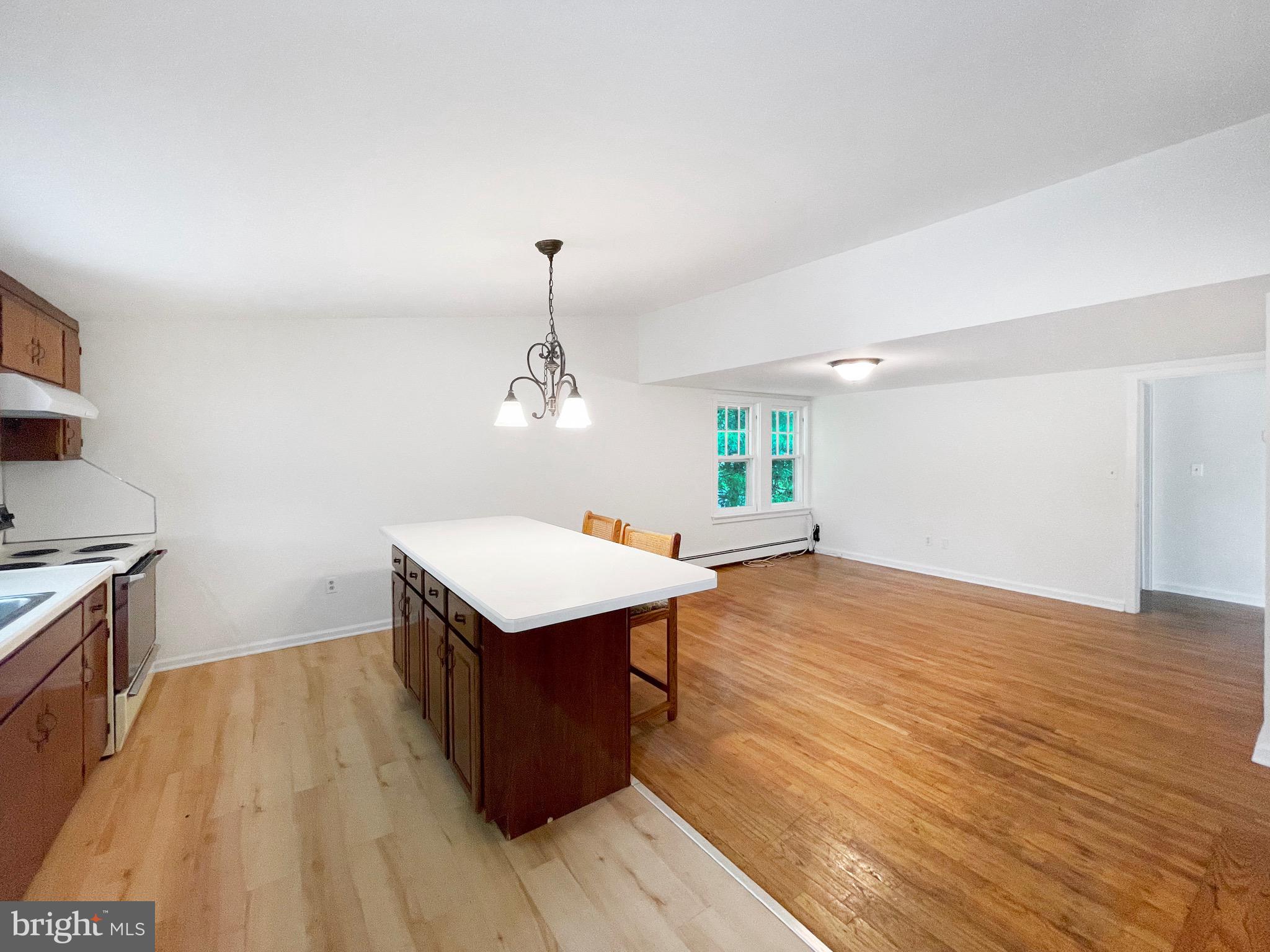 62 Highway 31, Unit 2 Pennington, NJ 08534 - Photo 3 of 10 Kitchen / Living Area