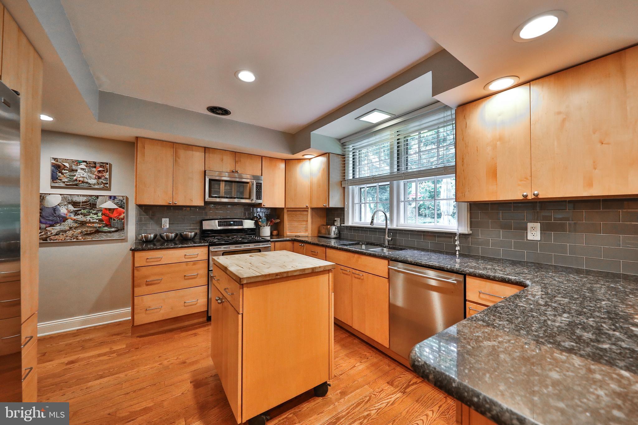 1334 Barrowdale Road Jenkintown, PA 19046 - Photo 11 of 47 Kitchen