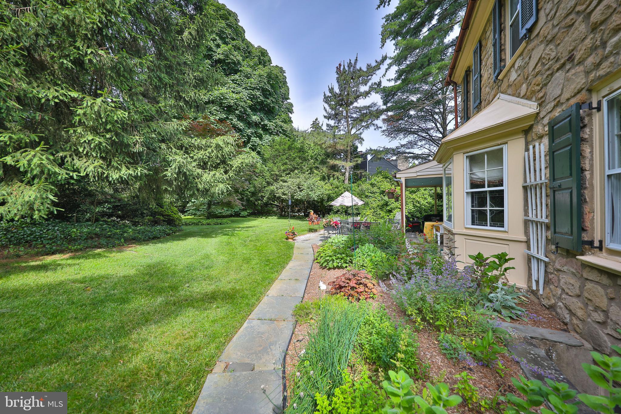 1334 Barrowdale Road Jenkintown, PA 19046 - Photo 42 of 47