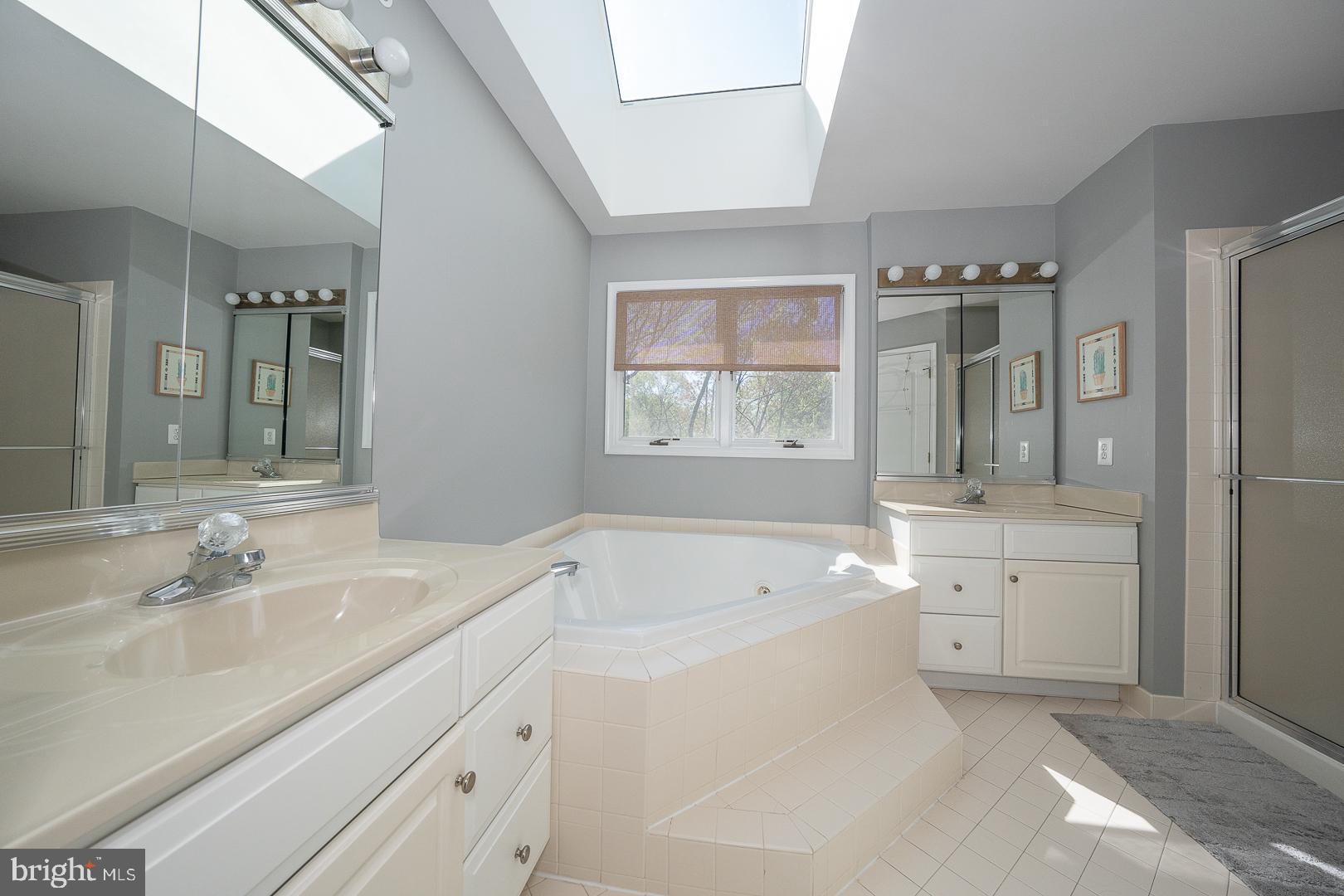 318 Long Ridge Lane Exton, PA 19341 - Photo 35 of 70 En suite bathroom with stall shower & soaking tub
