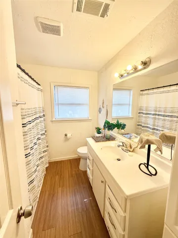 $1,550 | 521 Cypress Drive, Crosby, TX 77532