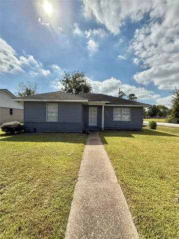 $1,550 | 521 Cypress Drive, Crosby, TX 77532