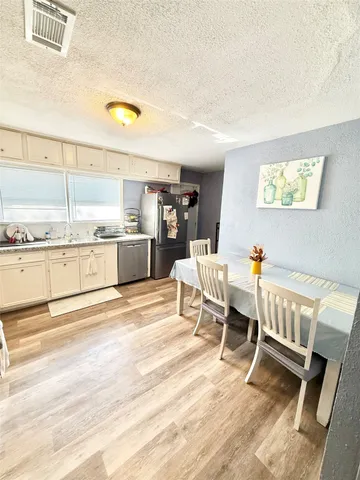 $1,550 | 521 Cypress Drive, Crosby, TX 77532