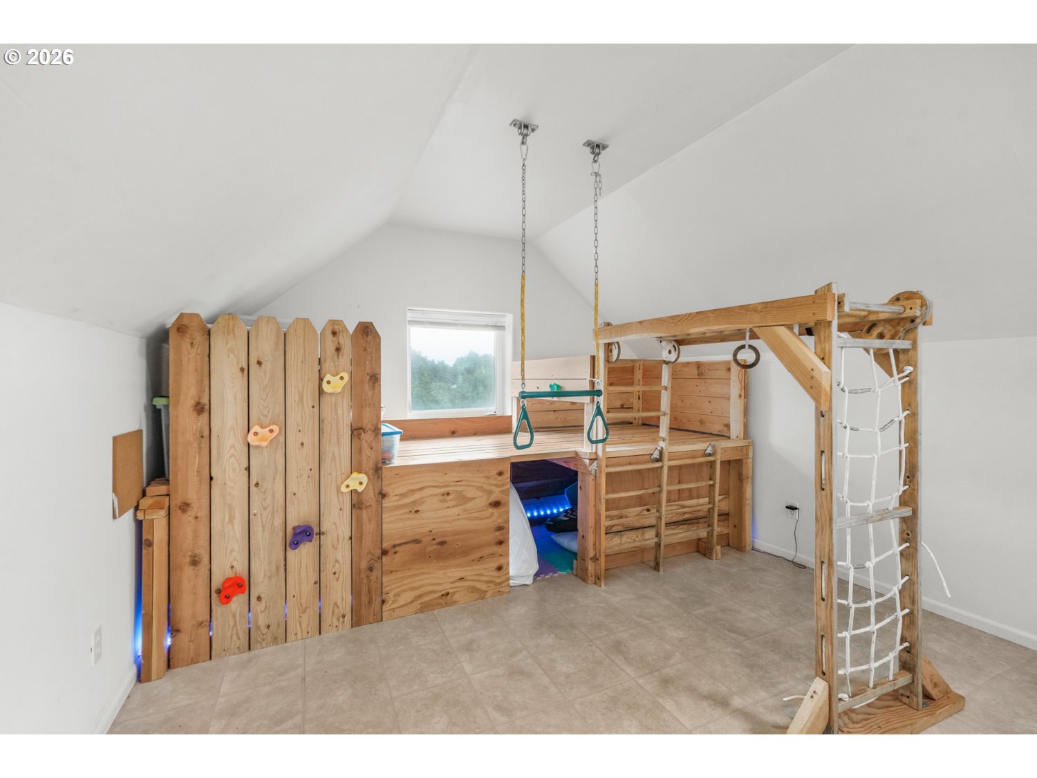 2927 Ruby Court Bandon, OR 97411 - Photo 25 of 38 a view of a livingroom with furniture