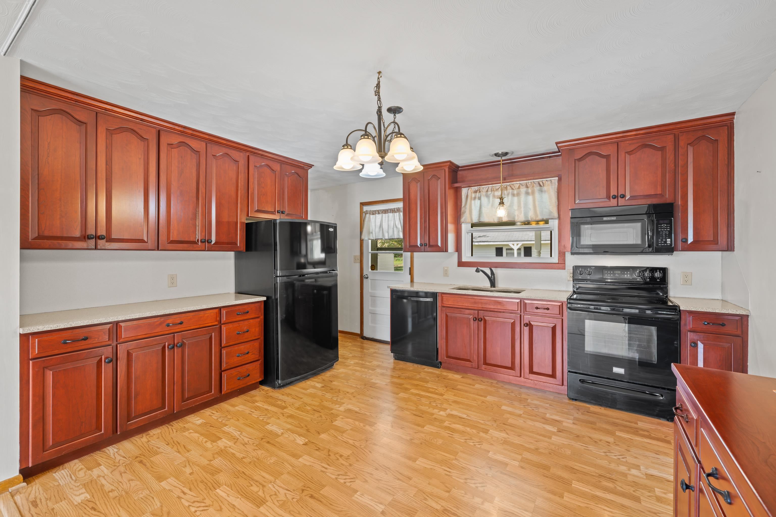 1070 Harman Road Harrisonburg, VA 22802 - Photo 9 of 55