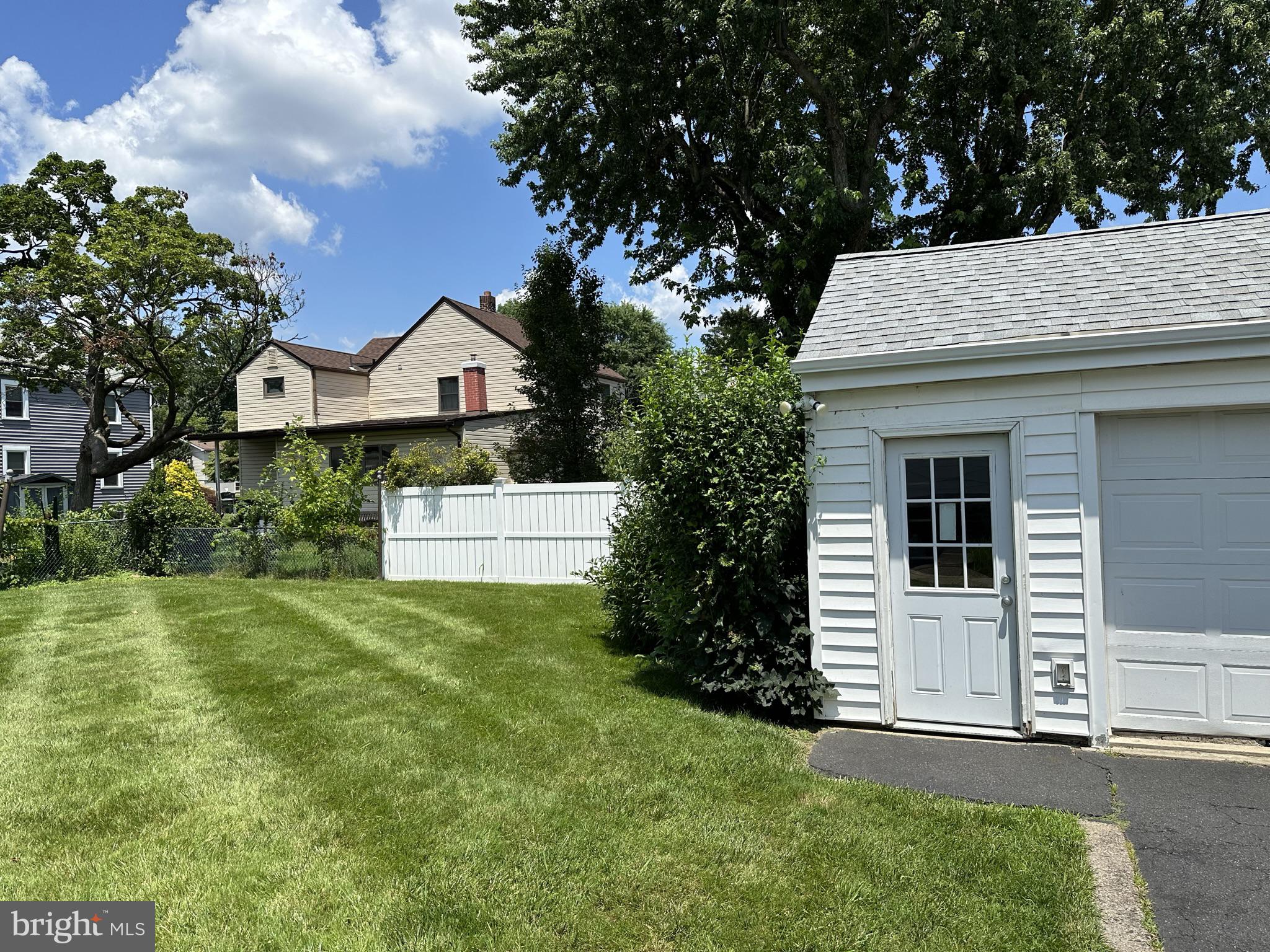 205 Chestnut Parkway Wallingford, PA 19086 - Photo 14 of 43