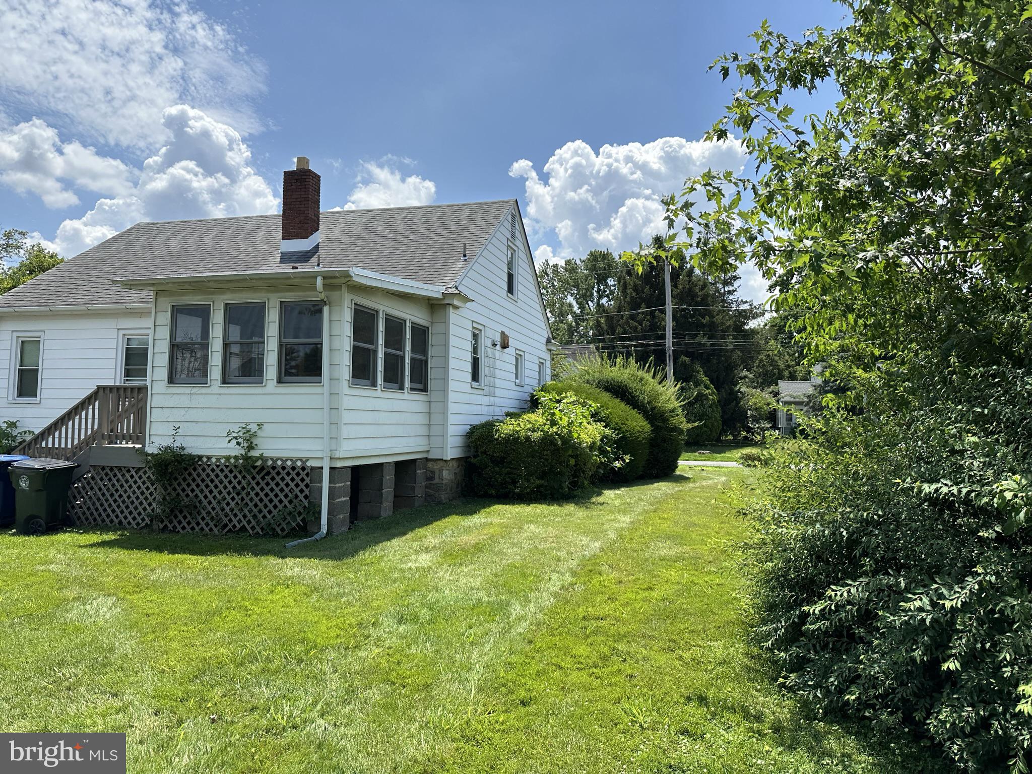 205 Chestnut Parkway Wallingford, PA 19086 - Photo 7 of 43