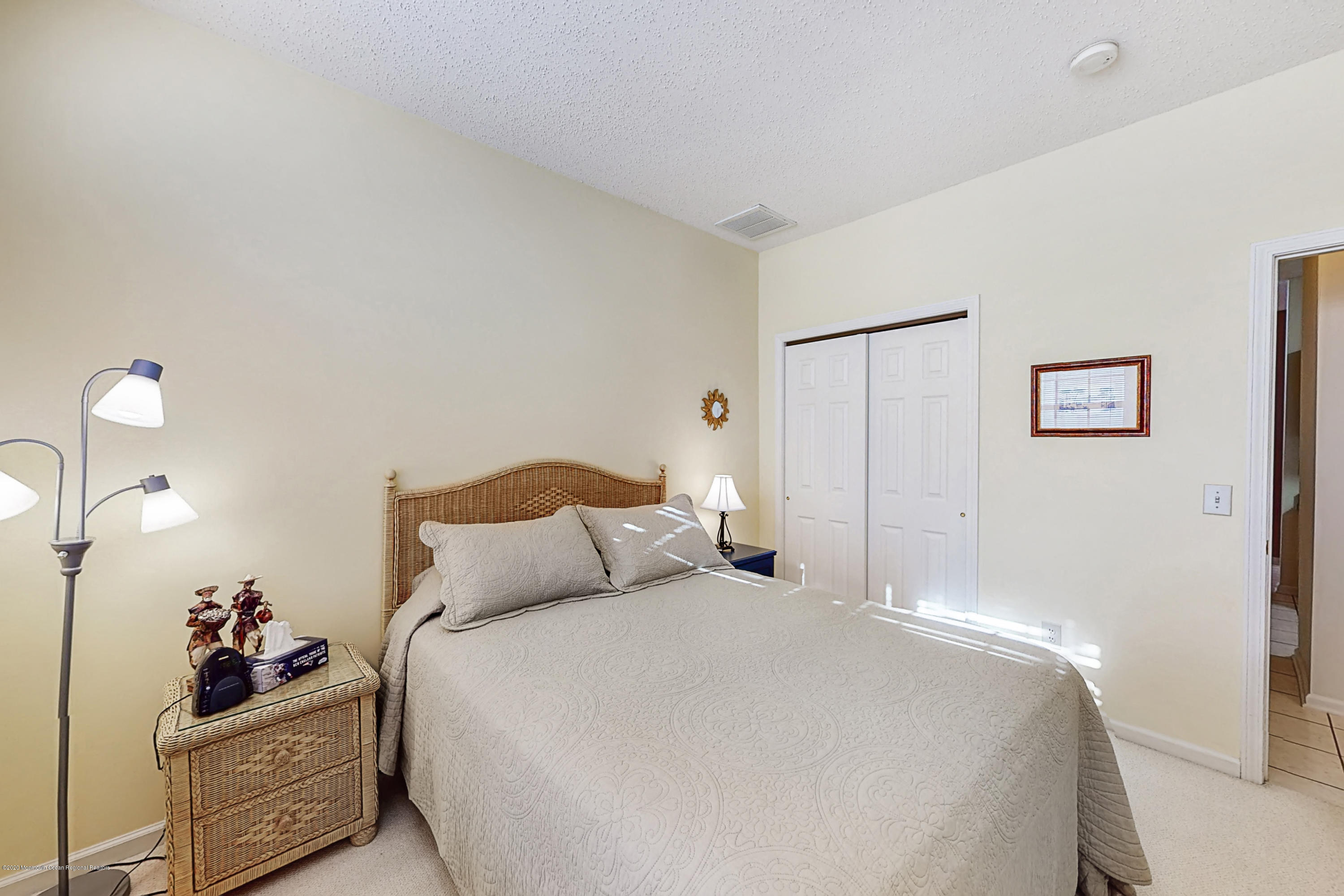 165 Sandpiper Road Barnegat, NJ 08005 - Photo 2 of 26 700-114277684-1605805120