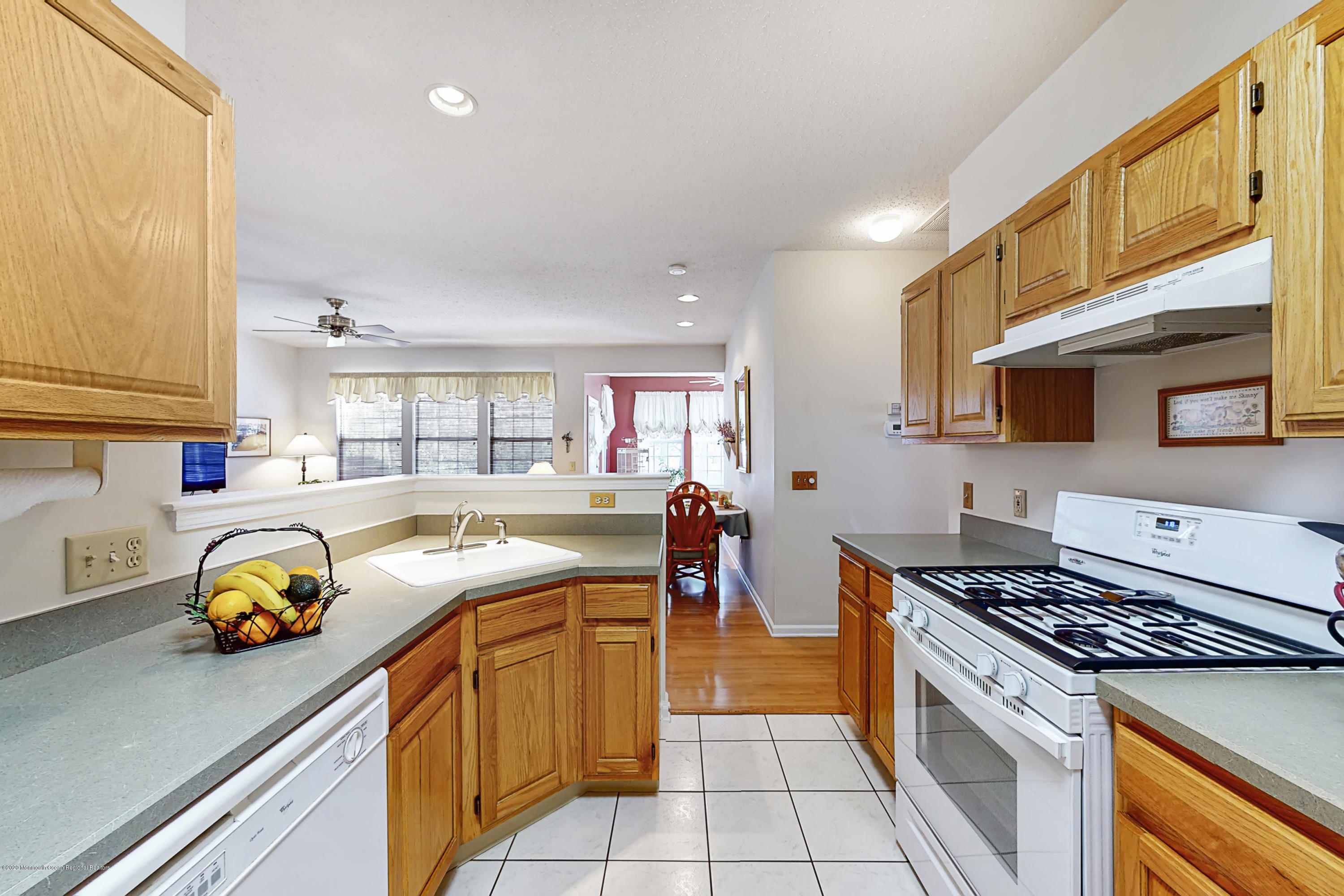 165 Sandpiper Road Barnegat, NJ 08005 - Photo 12 of 26 700-975138457-1605805116