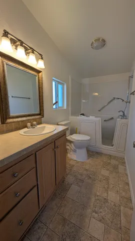 $105,000 | 1218 East Cleveland Avenue, Unit 83, Madera, CA 93638