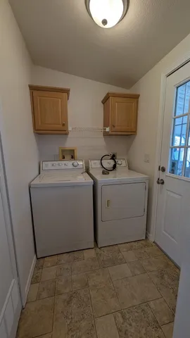 $105,000 | 1218 East Cleveland Avenue, Unit 83, Madera, CA 93638