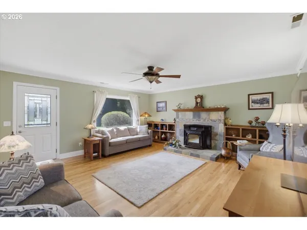 $680,000 | 16770 South Swan Avenue, Oregon City, OR 97045