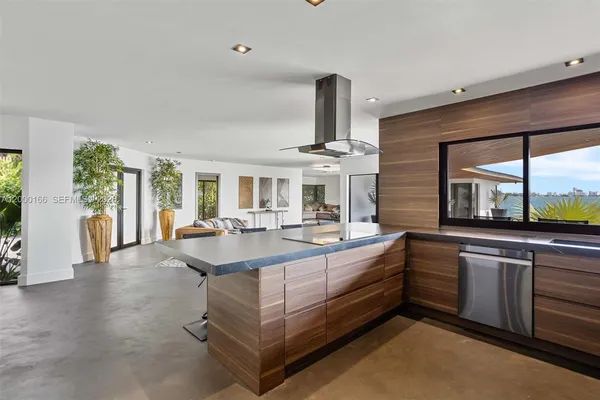 $12,750,000 | 1982 Northeast 119th Road, North Miami, FL 33181