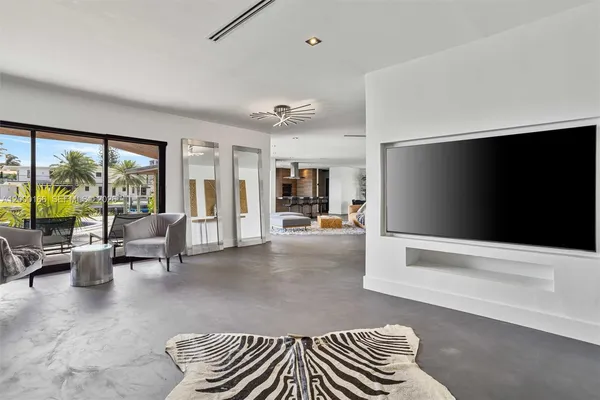 $12,750,000 | 1982 Northeast 119th Road, North Miami, FL 33181